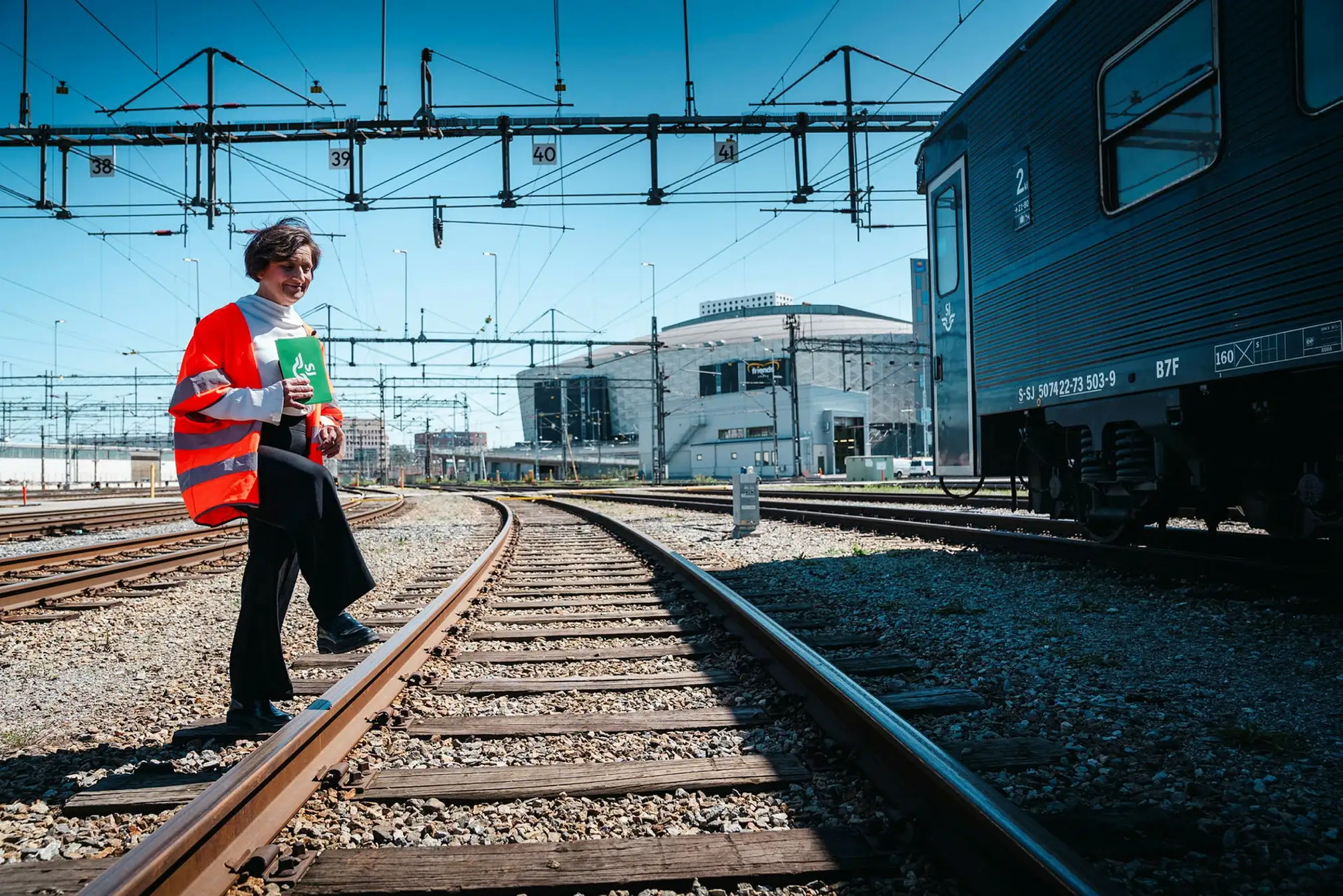 ”Järnvägen vittrar sönder mitt framför våra ögon”